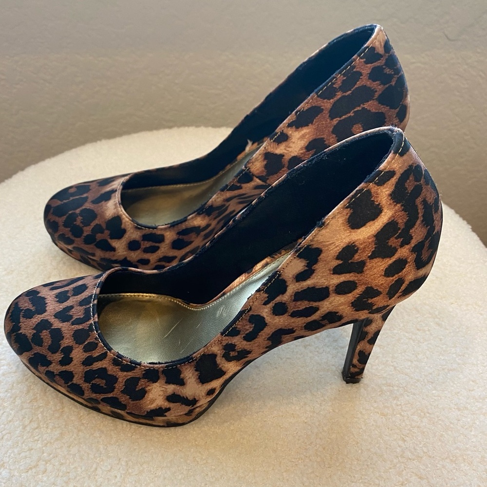 FIONI Leopard Print High Heels - Picture 4 of 9